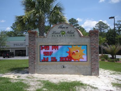 Shoppes at Laurel Island 2